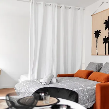 Appartement Moderne A 2 Pas De La Gare