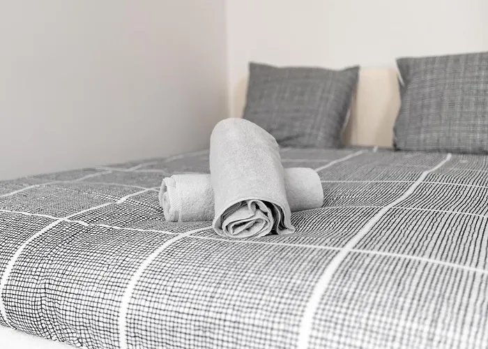 Moderne A 2 Pas De La Gare 아파트 *